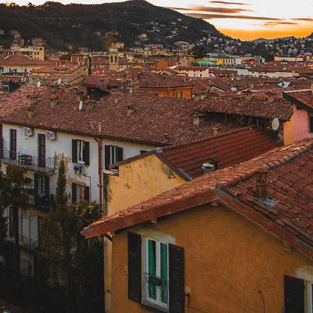 アパート Boheme Loft コモ